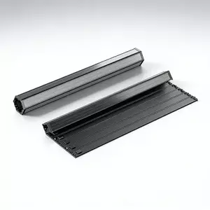 垂直太阳能电池板| 360&deg; 圆柱形、六角形和方形太阳能组件